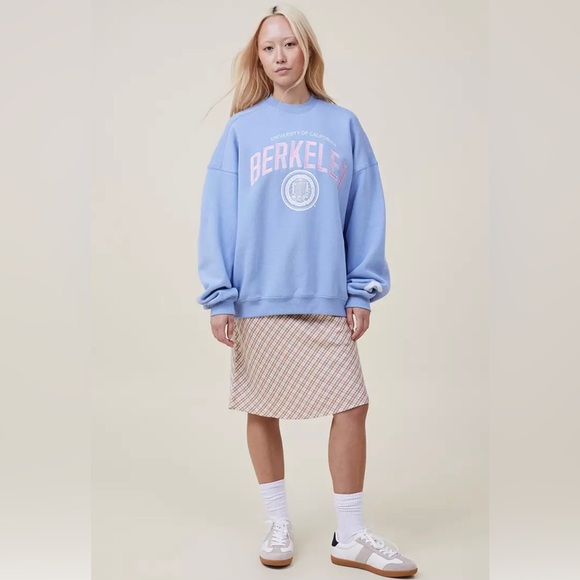Blue Berkeley 📚design sweat shirt - Picture 1 of 5